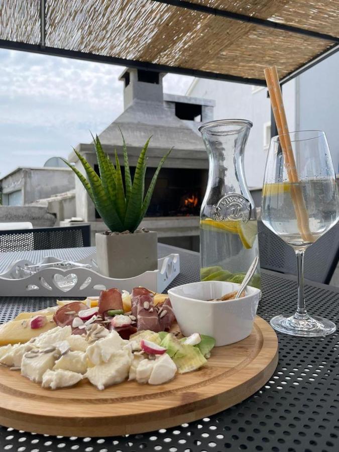 Apartments Zaja Сегет Враница Екстериор снимка