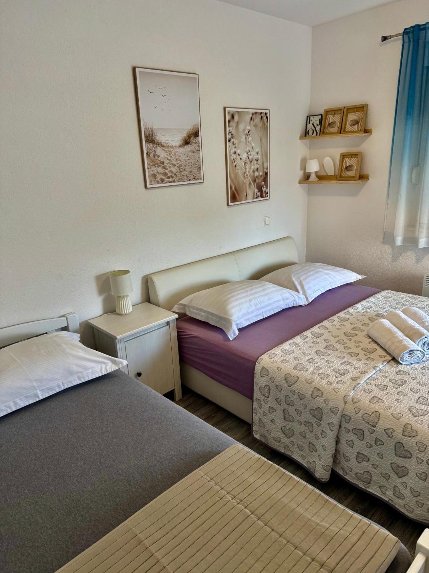 Apartments Zaja Сегет Враница Екстериор снимка