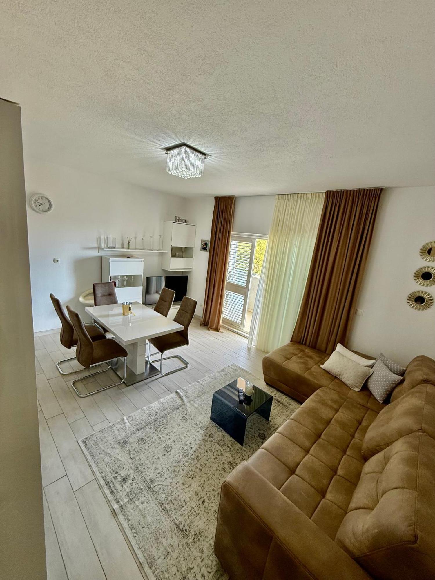 Apartments Zaja Сегет Враница Екстериор снимка