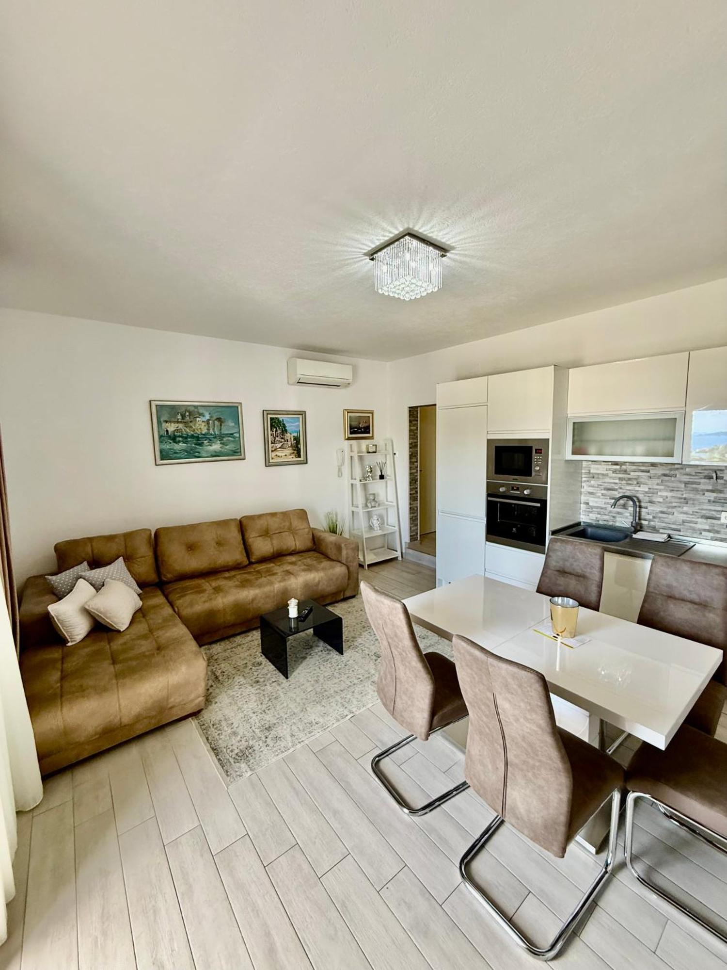 Apartments Zaja Сегет Враница Екстериор снимка