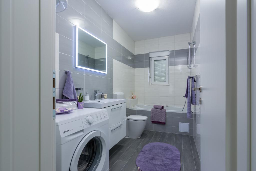 Apartments Zaja Сегет Враница Екстериор снимка