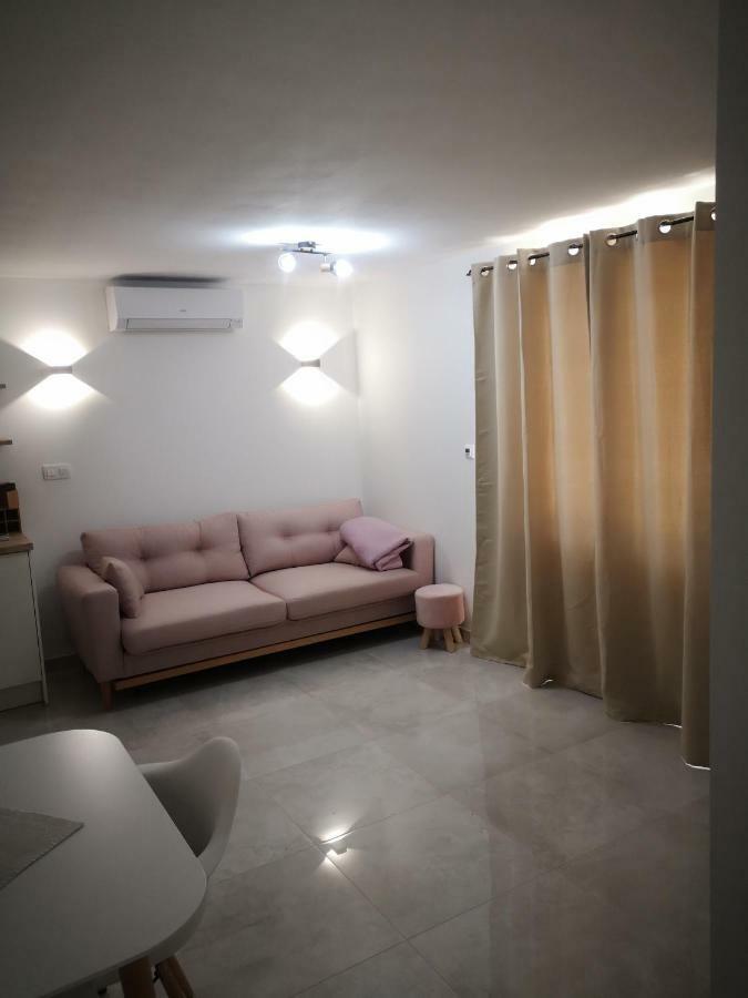 Apartments Zaja Сегет Враница Екстериор снимка