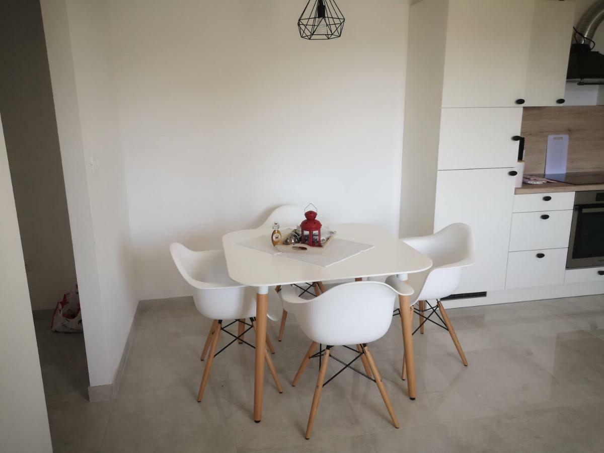 Apartments Zaja Сегет Враница Екстериор снимка